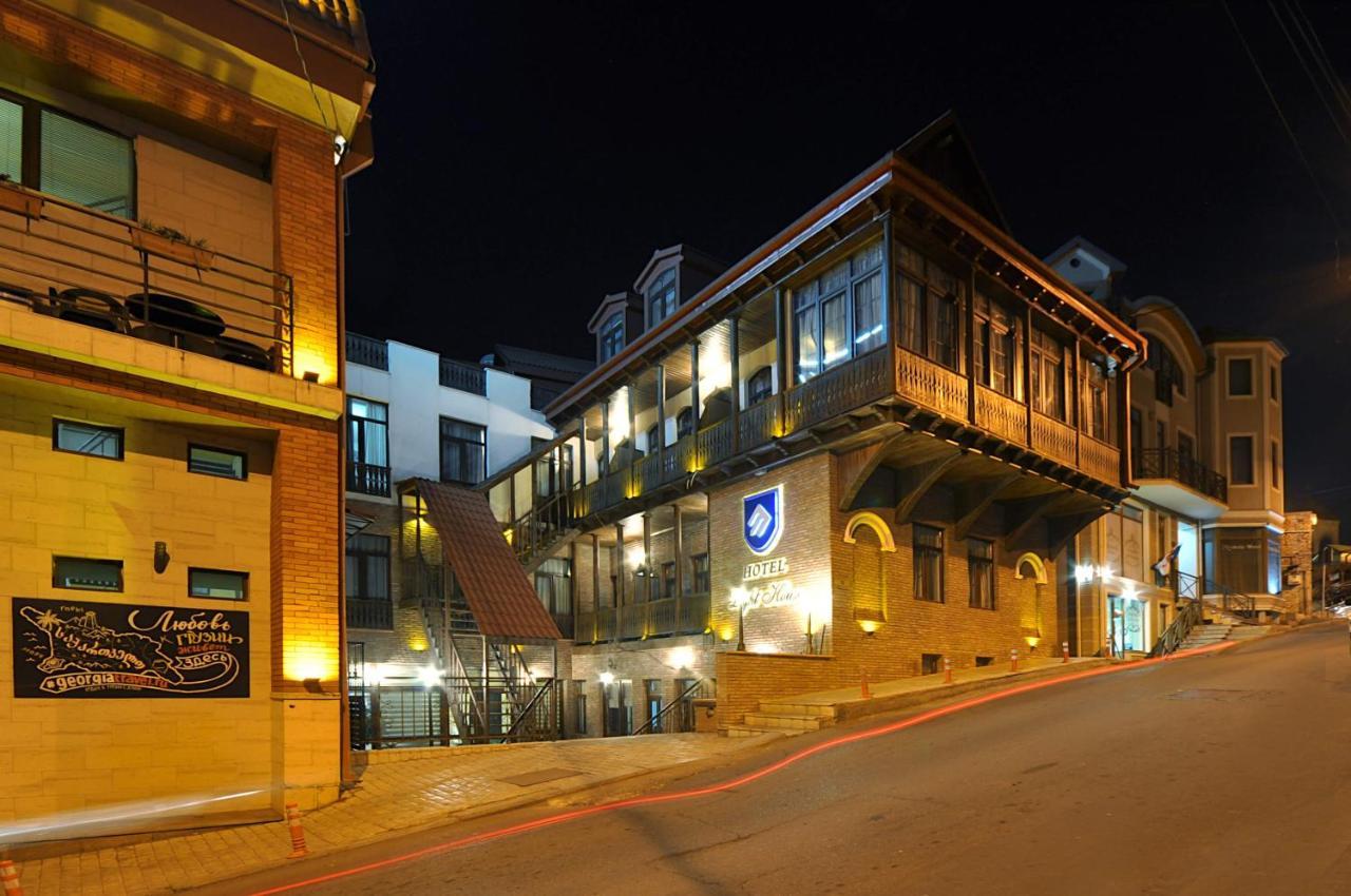 Light House Old City Tbilisi ภายนอก รูปภาพ